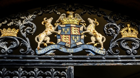 College Crest (Photo Credit: Sir Cam)