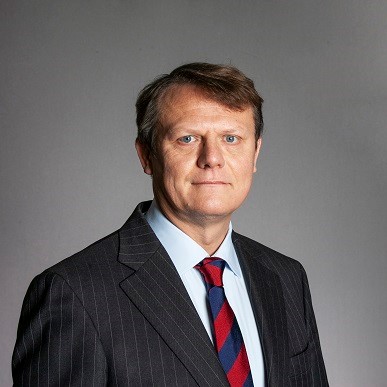 Hrvoje Jasak headshot wearing jacket and tie