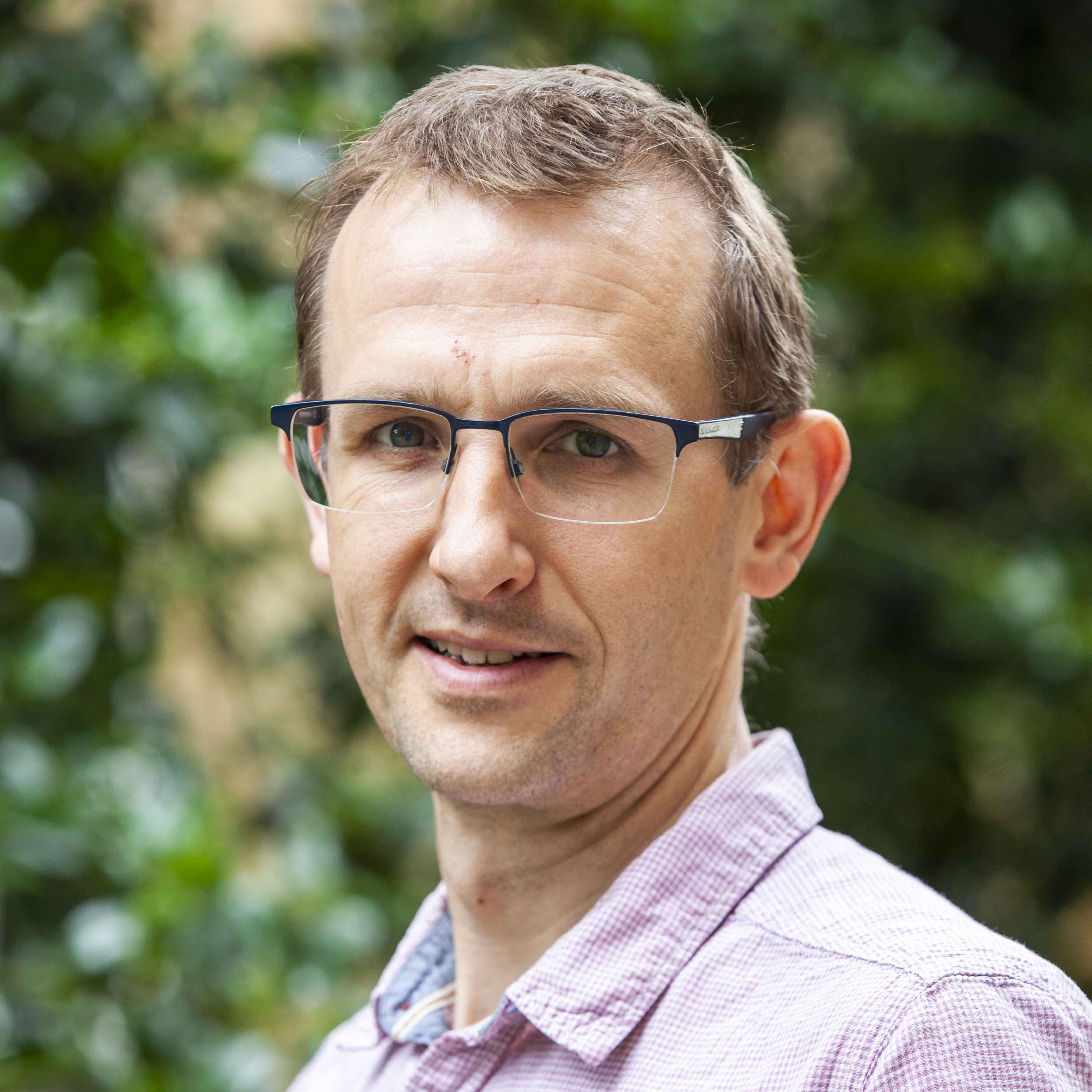 Headshot of Tom Monie