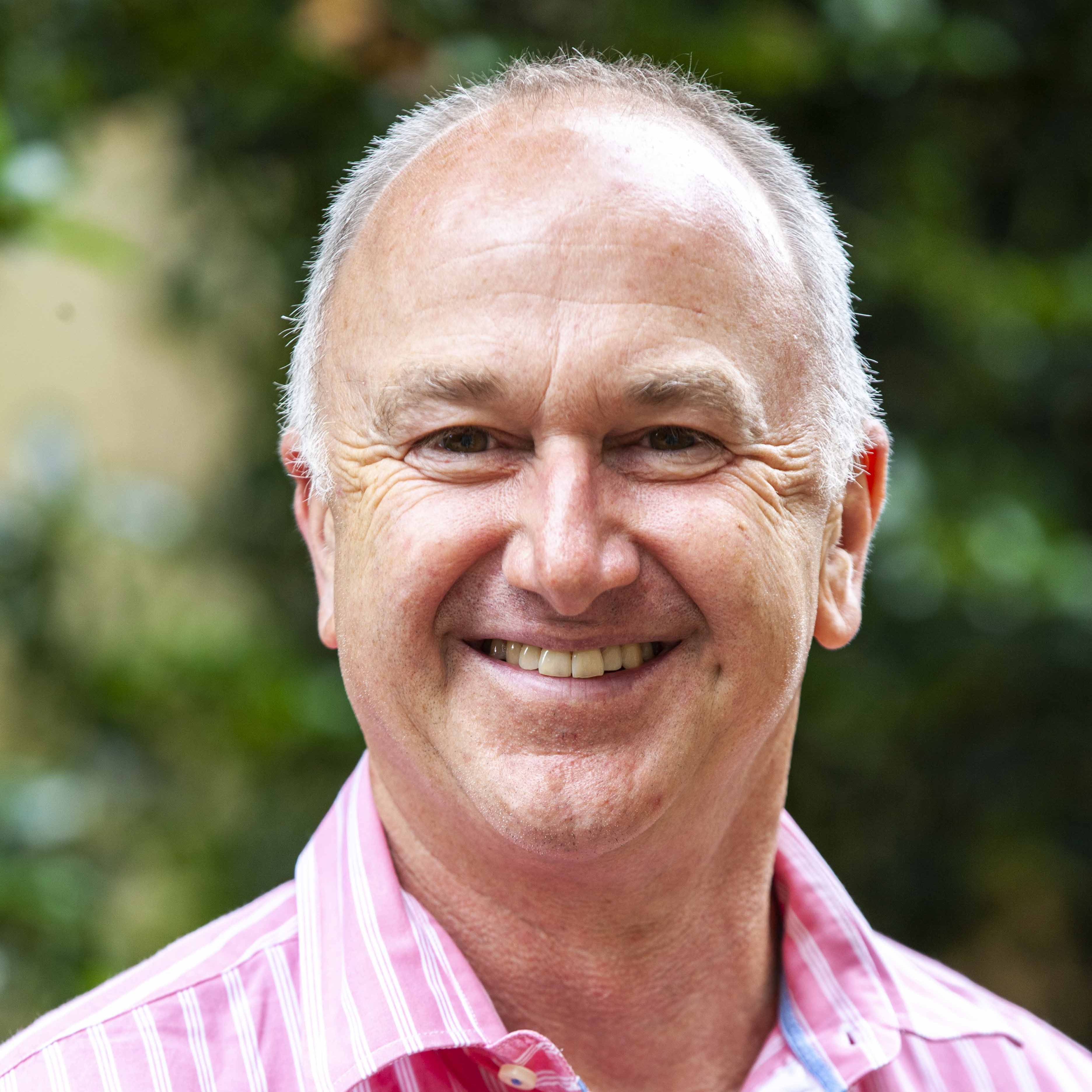 Headshot of Michael Parsons