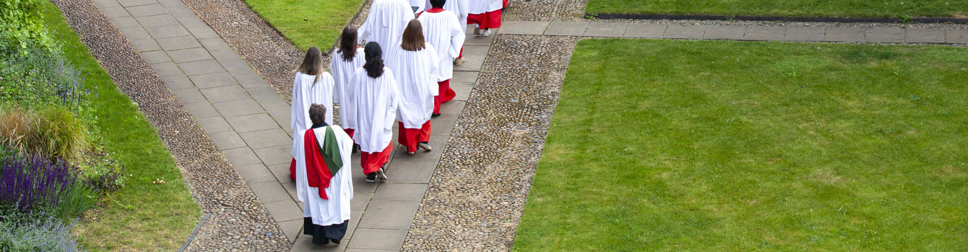 Choir processing through second court from above