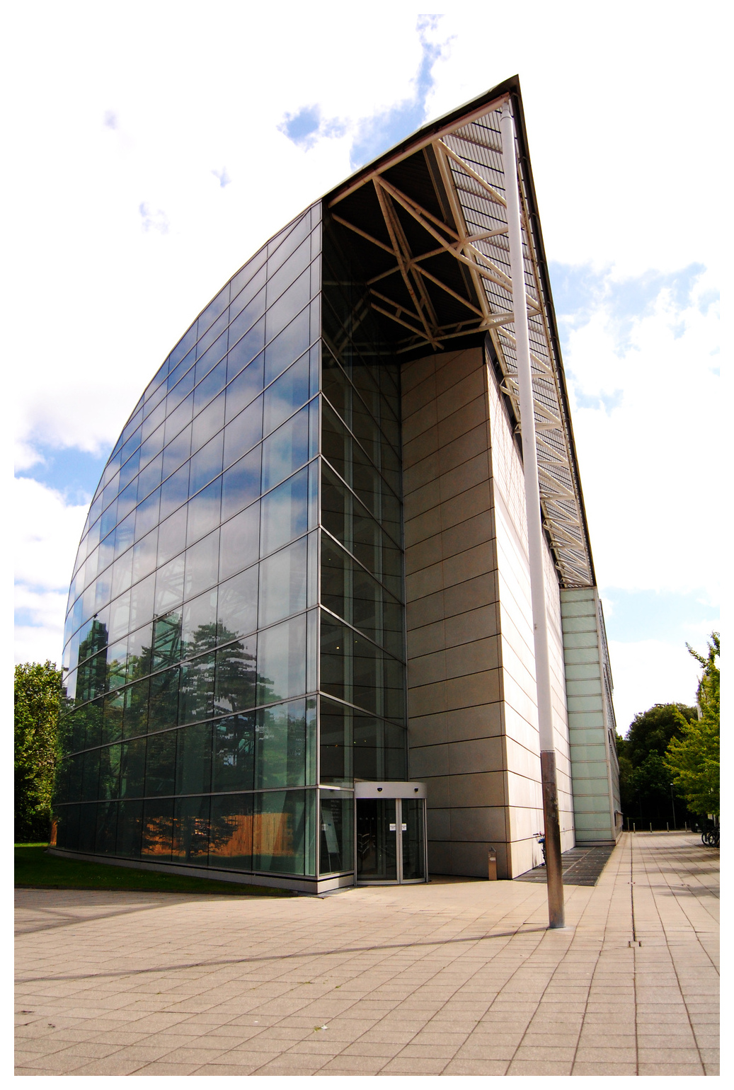 Cambridge University Law Faculty. Photo by Joanna Bowzyk