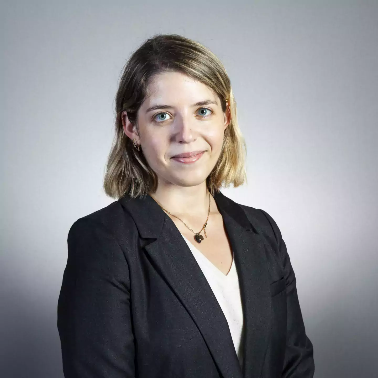 Marcella Montagnese headshot wearing black jacket