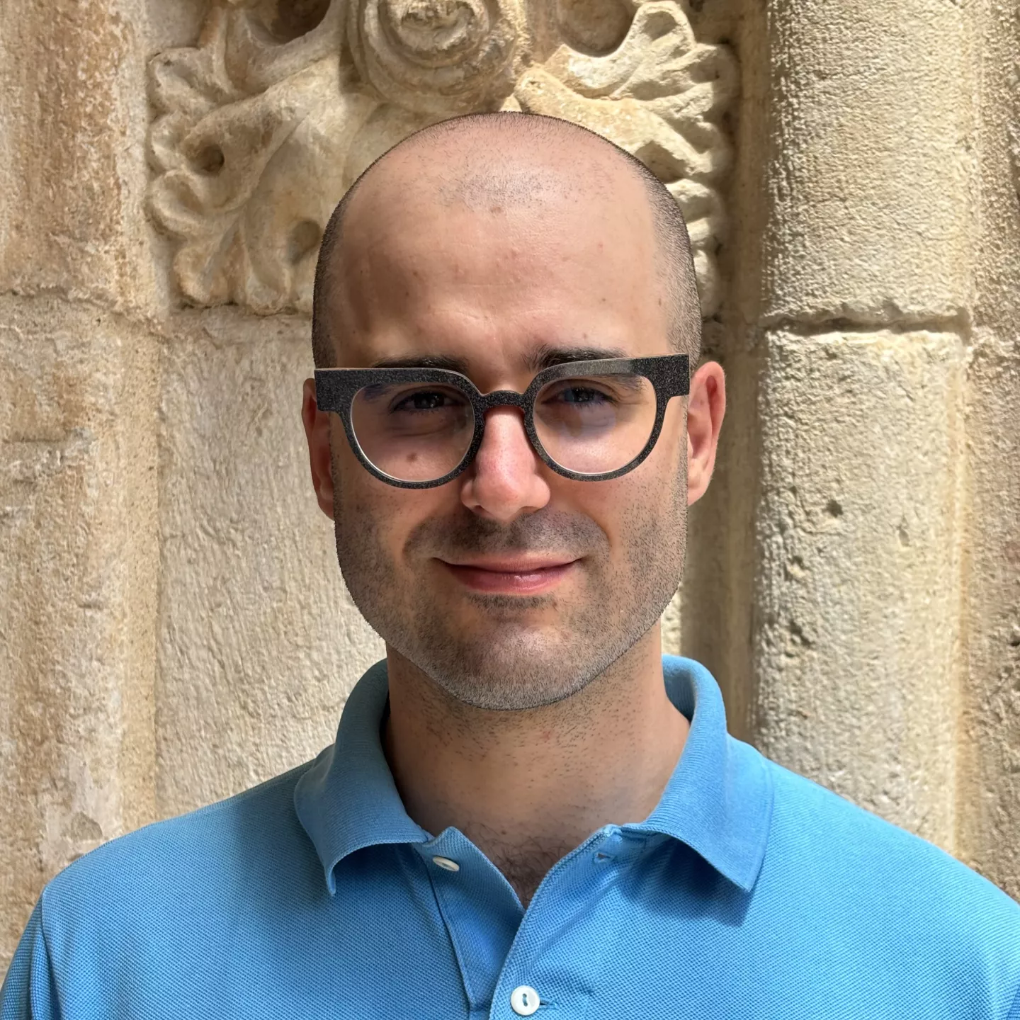 Headshot of Dr Carlos Iglesias Crespo