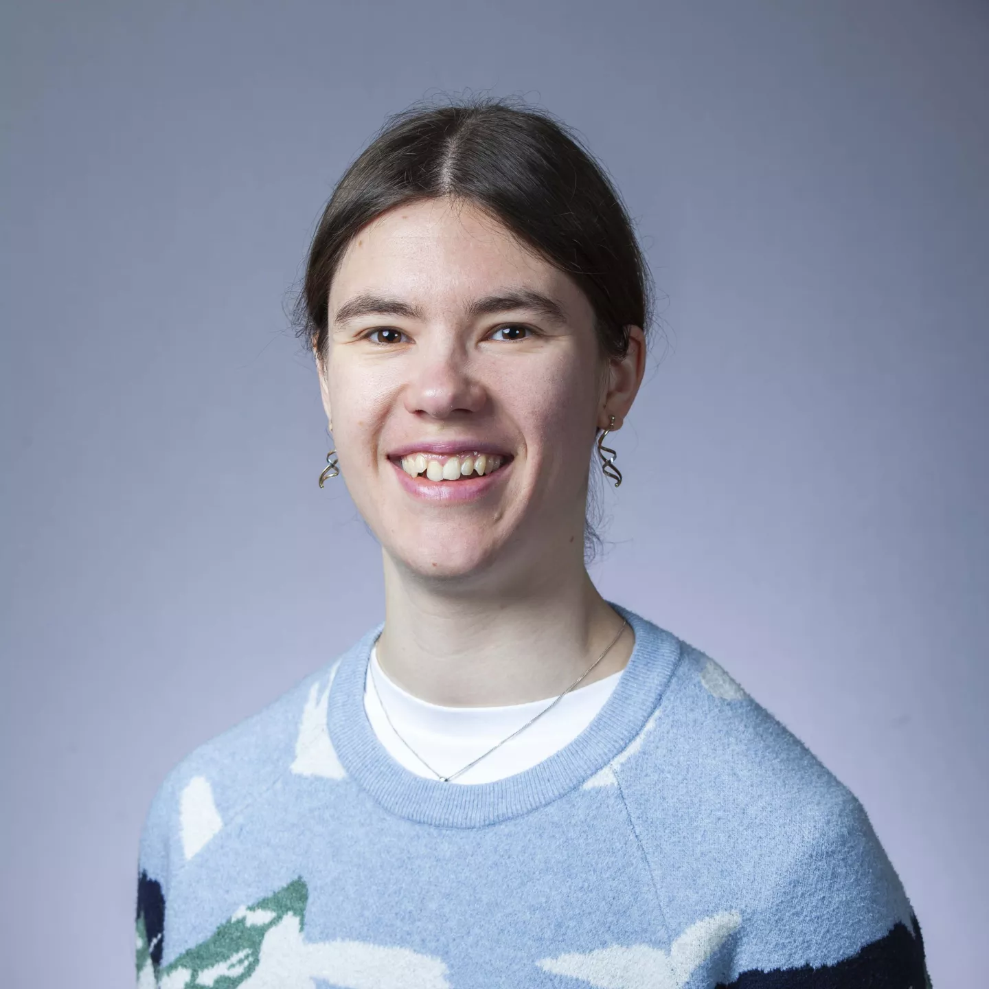 Headshot of Esmae Woods