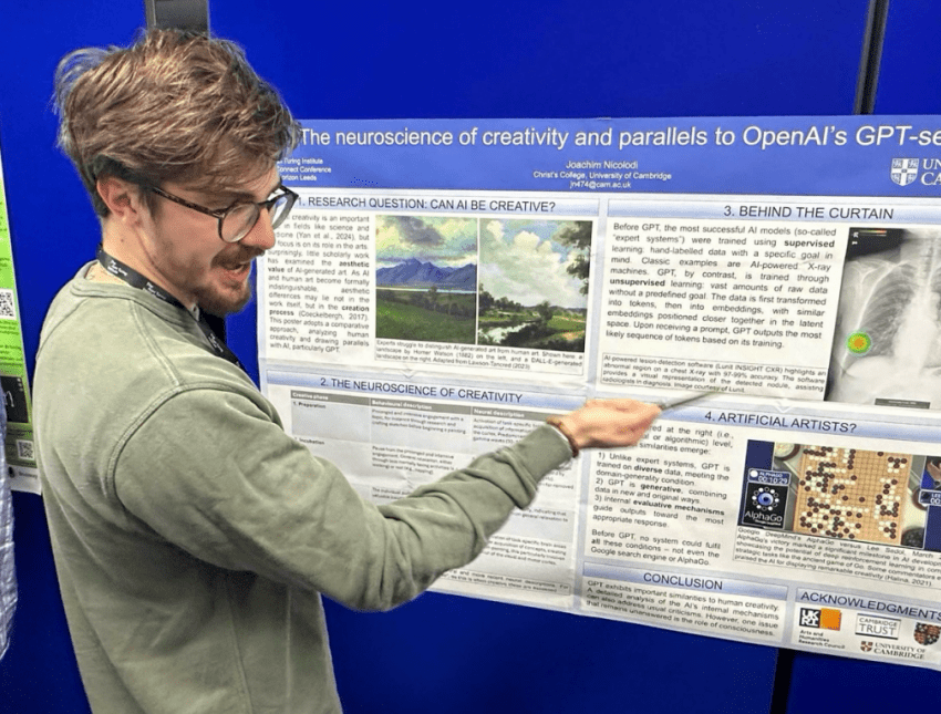 Joachim Nicolodi presenting his research